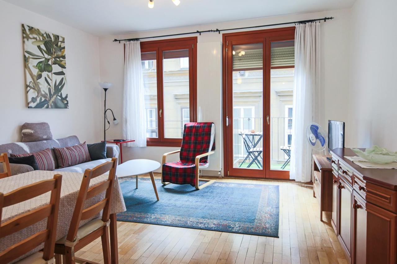 Artemisia Luxury Apartments Balcony Budapest Exteriör bild